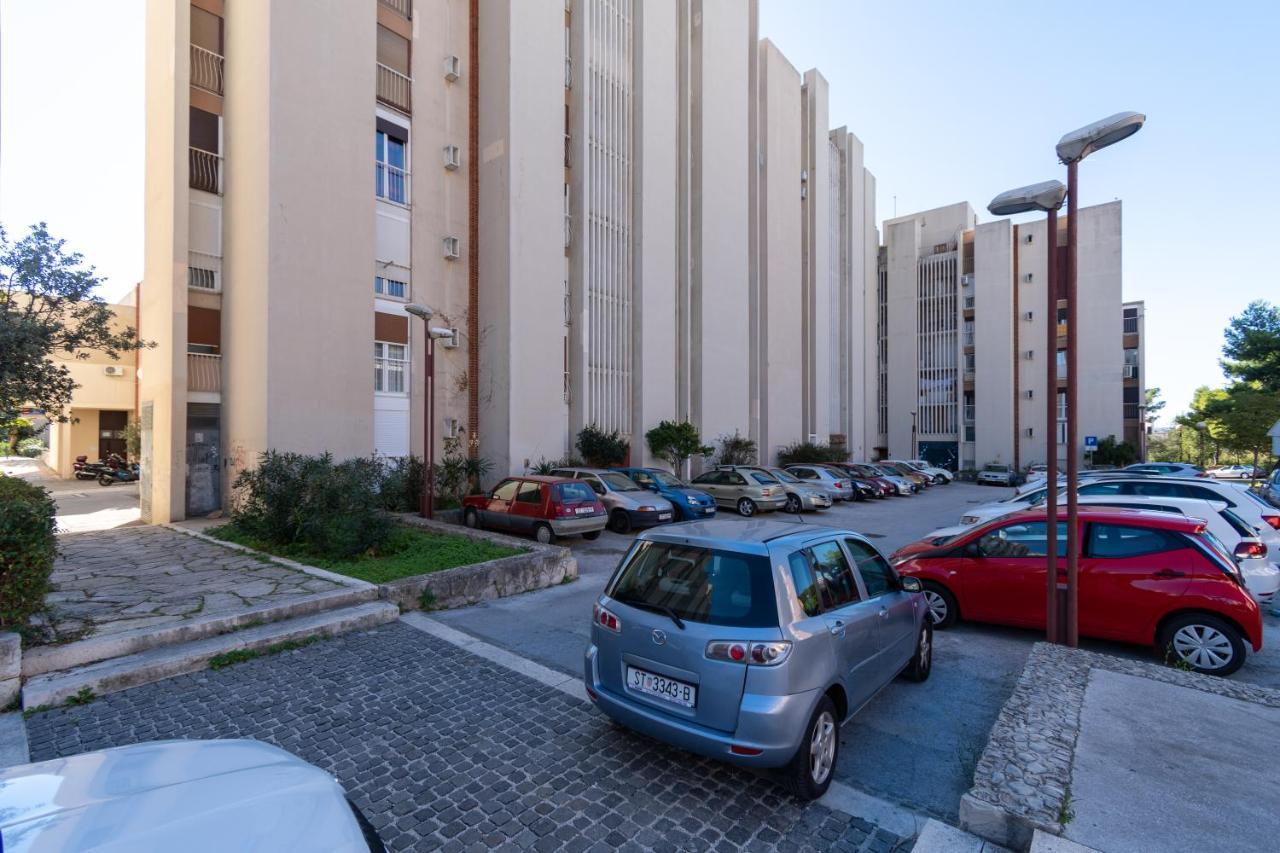 Apartment Trstenik Split